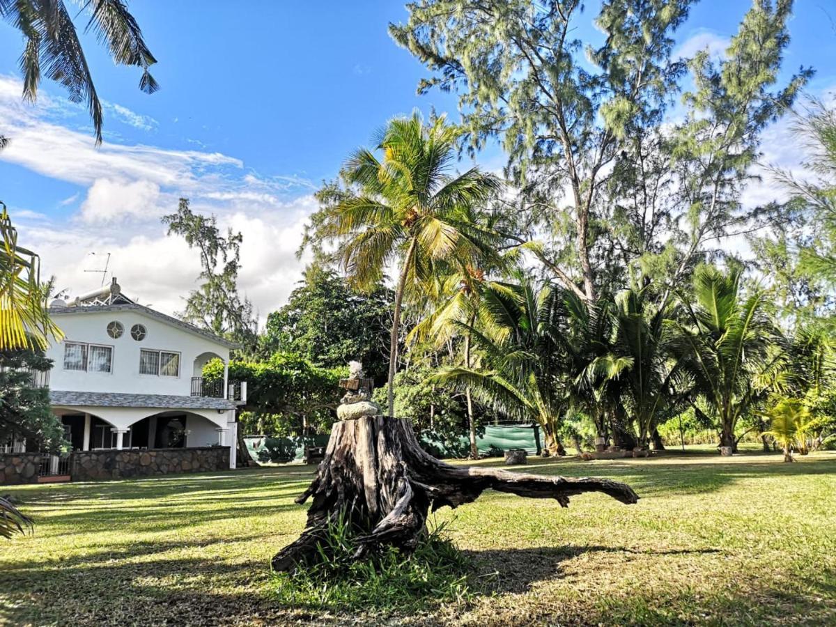 Villa Karel Mauritius Beach House Riambel Екстер'єр фото